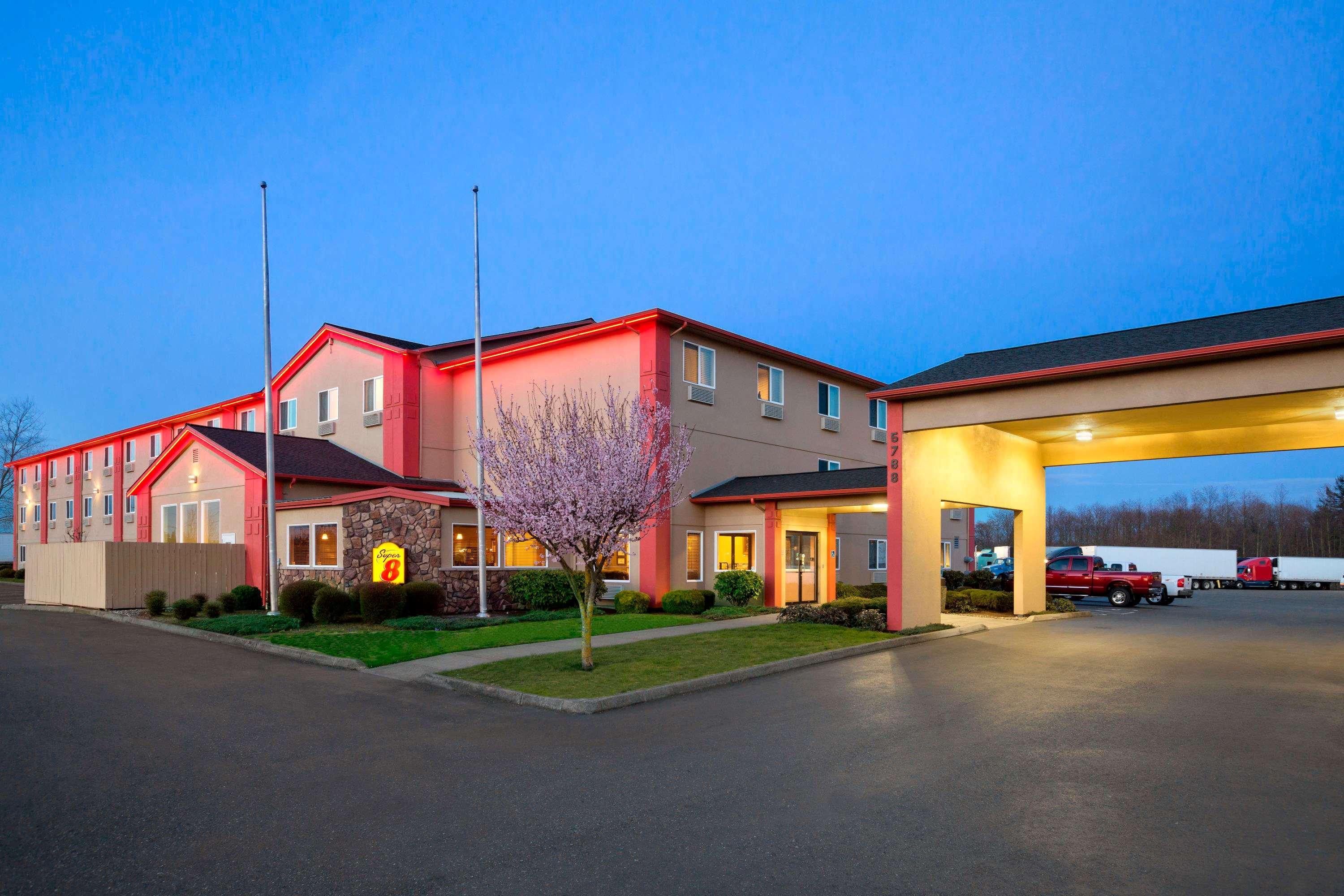 מלון Super 8 By Wyndham Bellingham Airport/פרנדייל מראה חיצוני תמונה